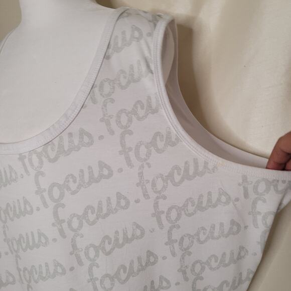 Danskin Now Tank Top - 4X - Comfortable & Stylish! - Picture 5 of 11